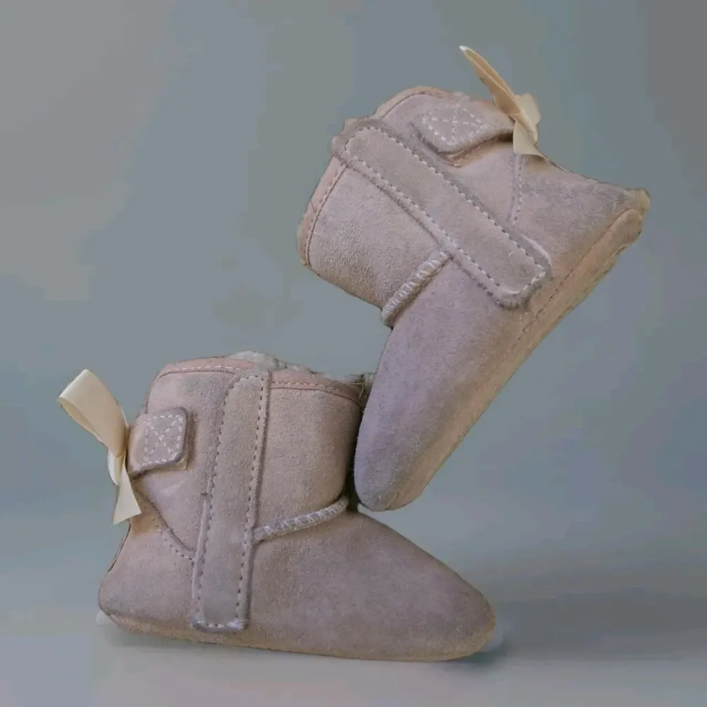 UGG Pink Suede Infant Slip On Baby Booties‎ Boots Size US 0/1